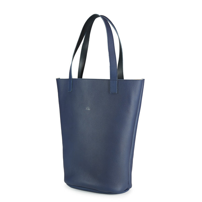 Becky di Felisi borsa a mano e spalla in morbida pelle di vitello blue foderata in pelle scamosciata beige