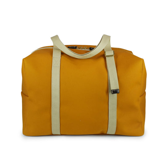 Maggie Felisi borsa da viaggio realizzata in doppio canvas tecnico colore senape e manici in cotone beige regolabili