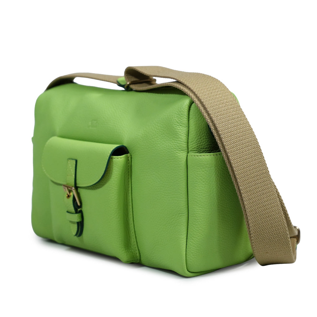 Gynnie Felisi pistachio-colored soft calfskin shoulder bag