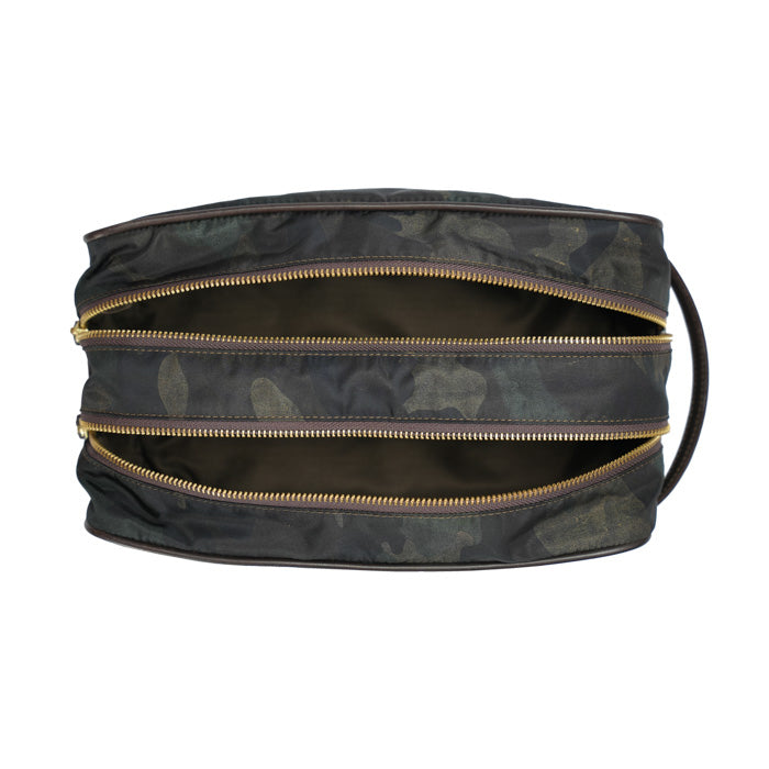 Kaya-Felisi-beauty-in-nylon-tecnico-camouflage-con-finiture-in-pelle-di-vacchetta-zip-in-ottone