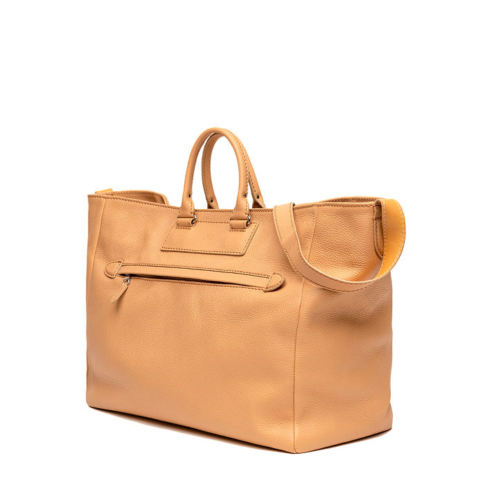 Ursula-Felisi-maxi-borsa-in-pelle-di-vitello-beige-con-dettaglio-cuciture-e-zip